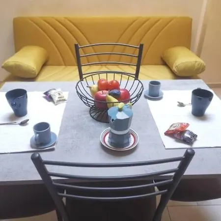La Casa Di Augusto A Porta Pia Moderno Al Centro Apartment *